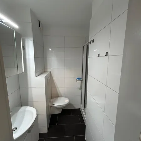 Sehr Schoenes Und Moebliertes * Gummersbach