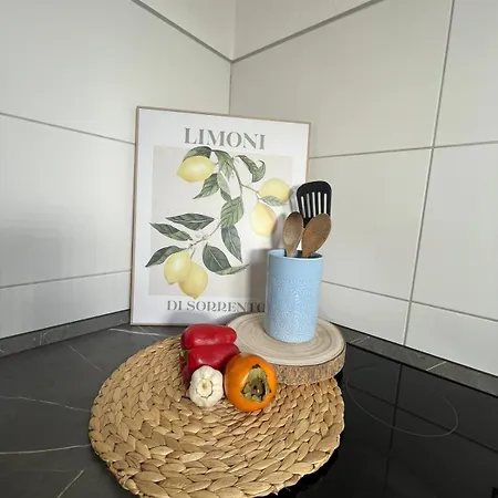 Sehr Schoenes Und Moebliertes Appartement