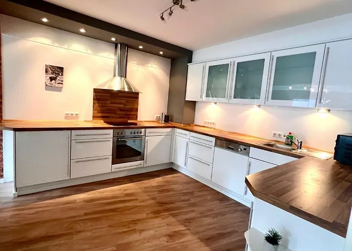 Appartement Sehr Schoenes Und Moebliertes *