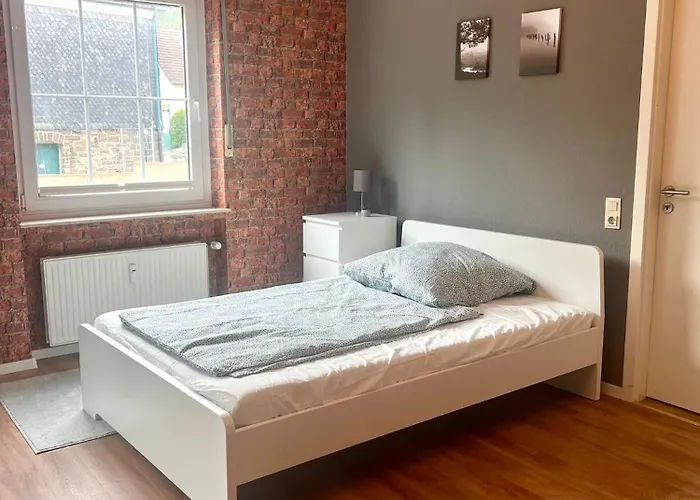 Sehr Schoenes Und Moebliertes Gummersbach