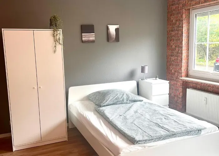 Sehr Schoenes Und Moebliertes Gummersbach