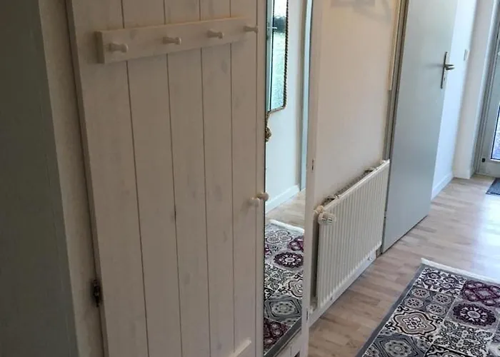 Appartement Sehr Schoenes Und Moebliertes *