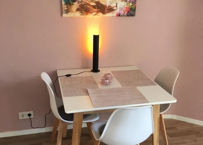 Sehr Schoenes Und Moebliertes *